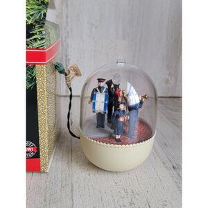 Hallmark vintage Salvation Army band magic ornament Xmas